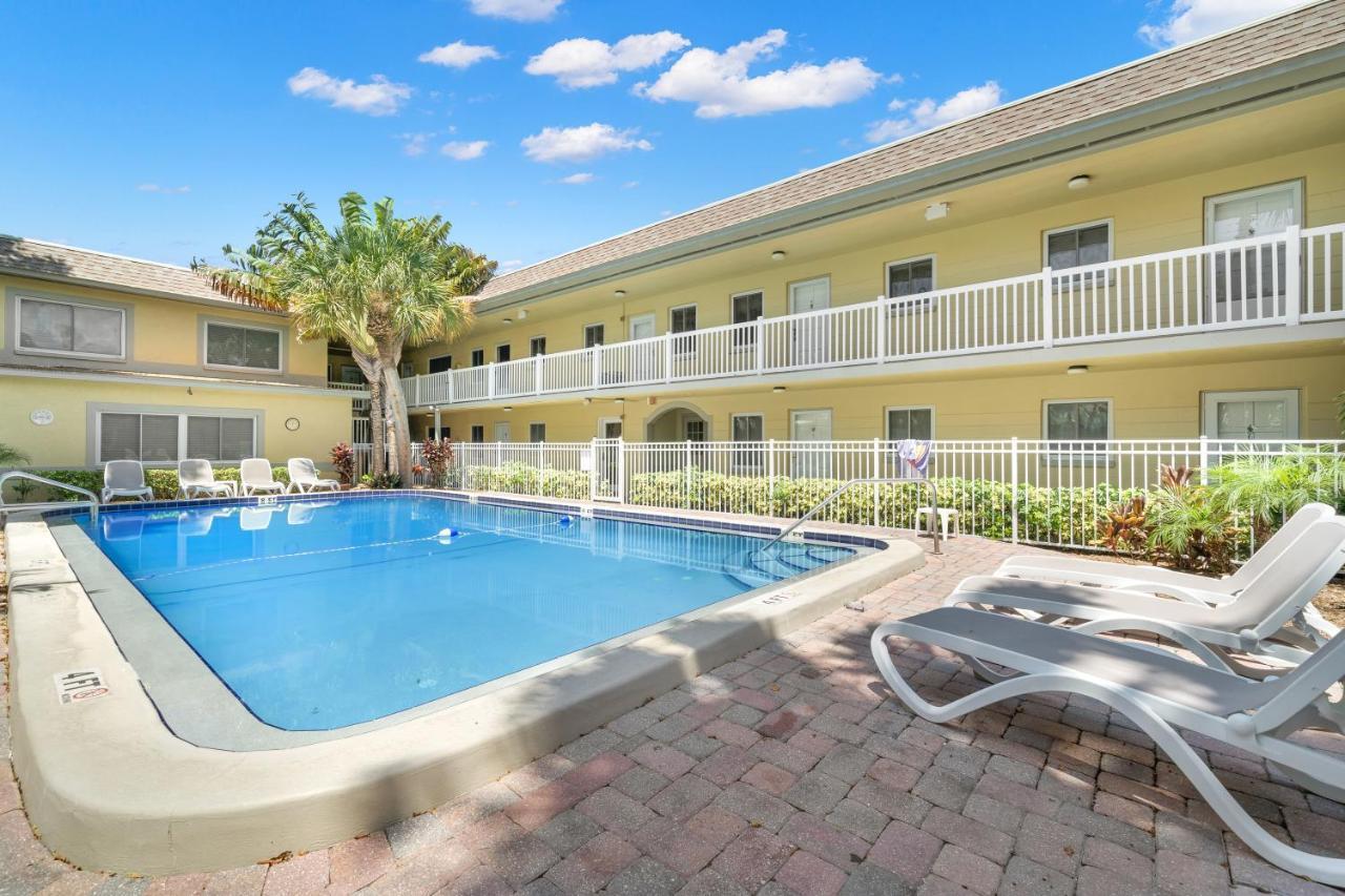 Waves 18 Apartamento St. Pete Beach Exterior foto