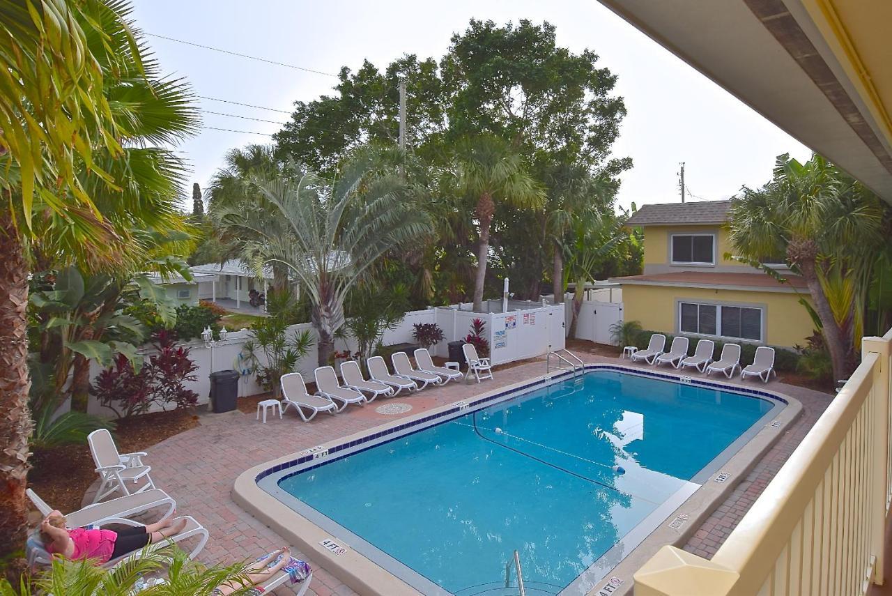 Waves 18 Apartamento St. Pete Beach Exterior foto
