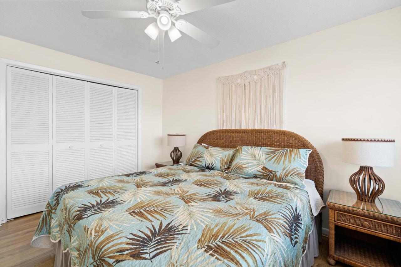 Waves 18 Apartamento St. Pete Beach Exterior foto
